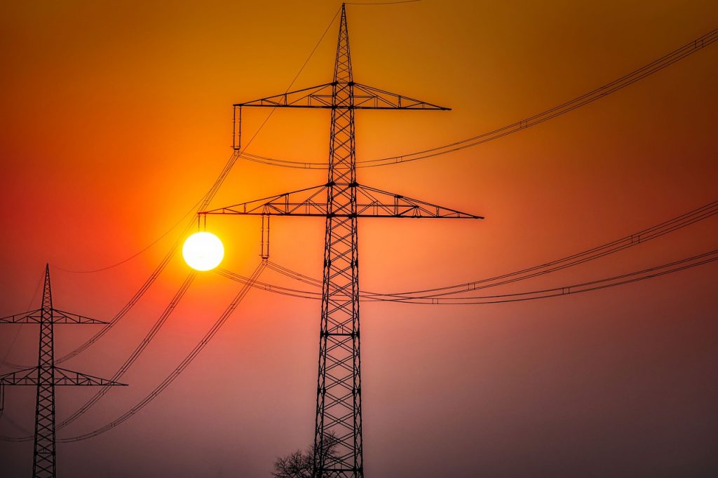 Stromtrasse Hochspannungsleitung