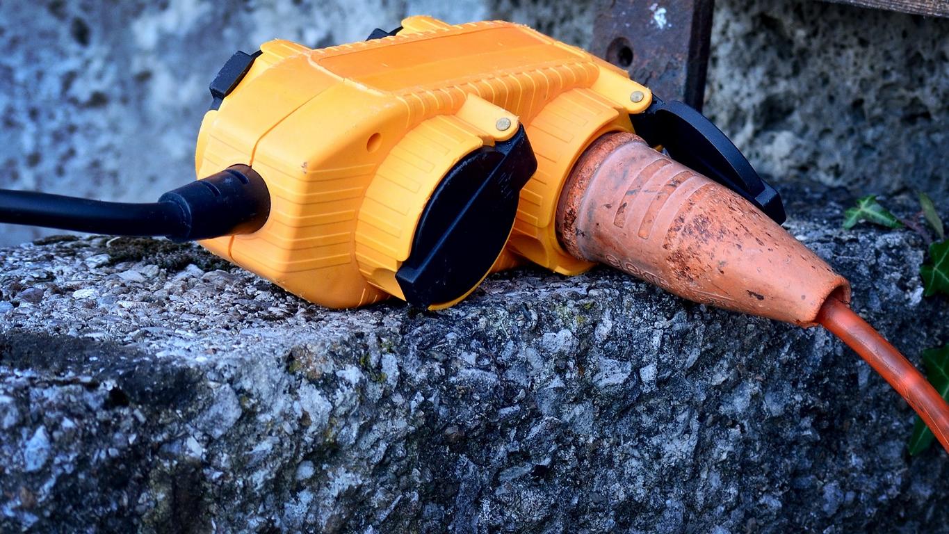 Steckdose mit Kabel Steckdose mit Kabel