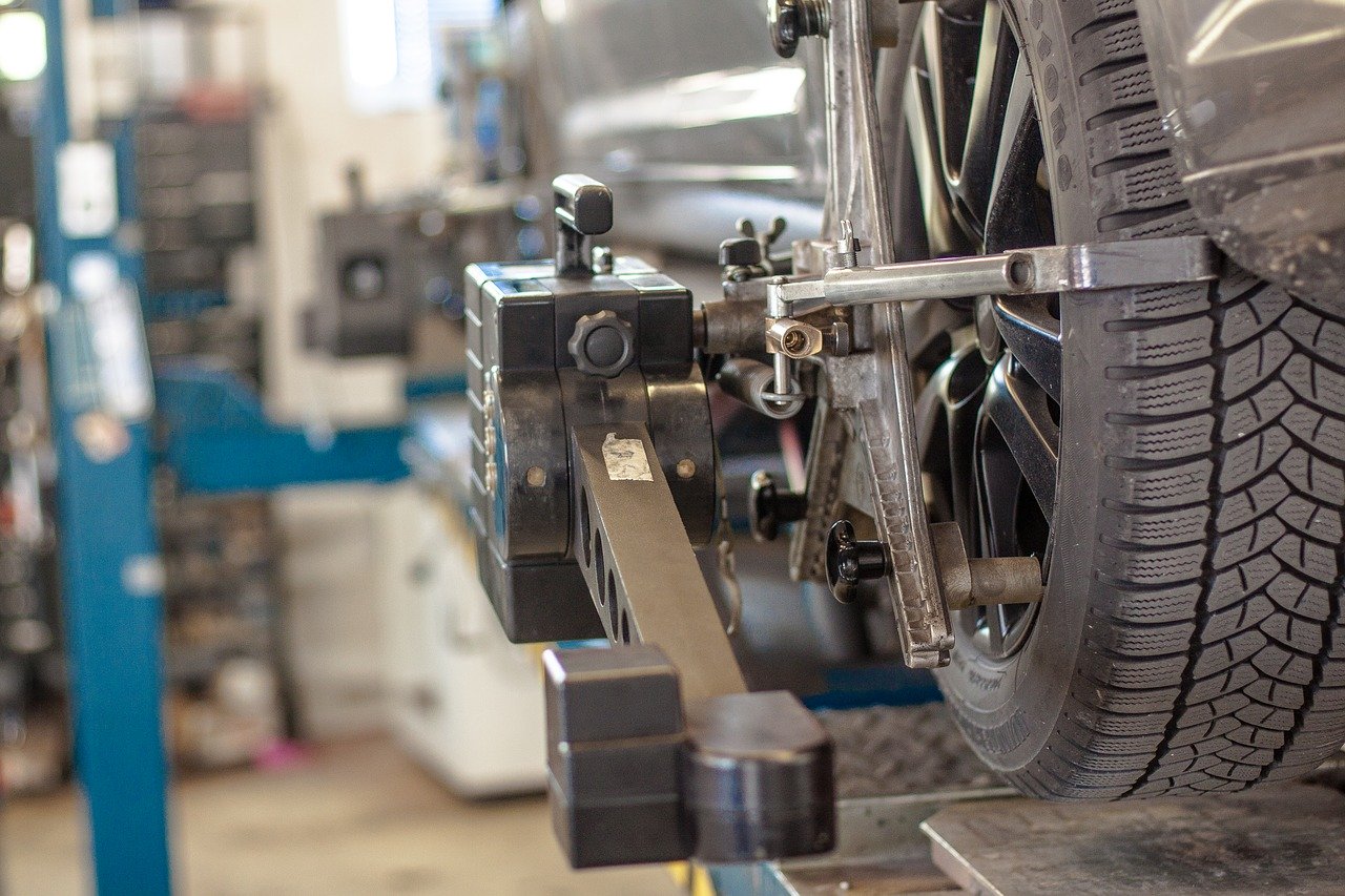 KFZ Werkstatt Auto Reparatur Werkstattboden