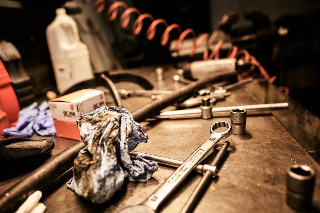 Werkzeug Ölwechsel Werkbank