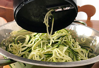 Gemüsespaghetti Spiralschneider