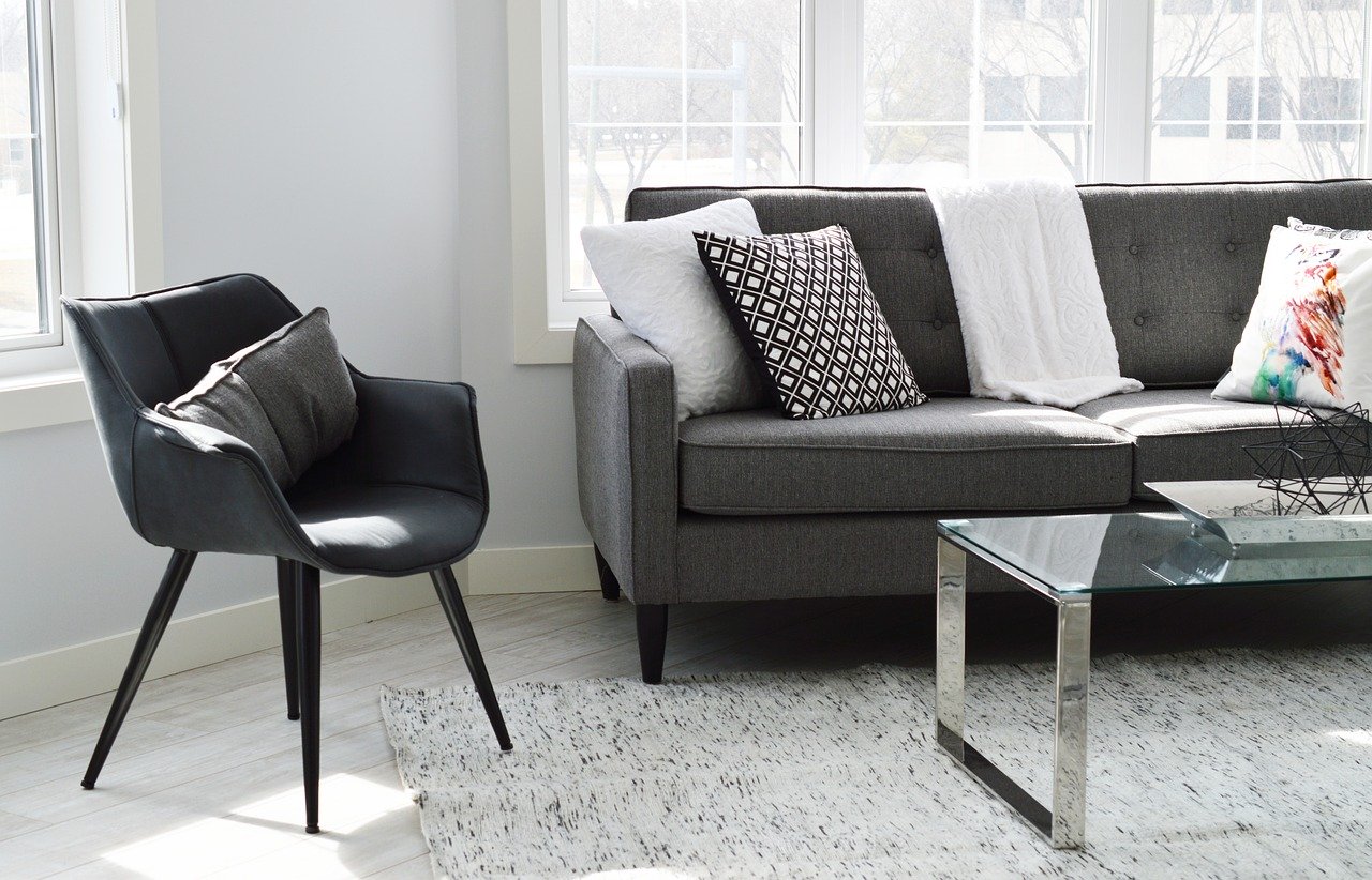 Wohnzimmer Couch Sofa Sessel Kissen