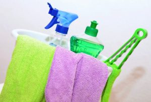 Reinigen Putzen Sauber machen